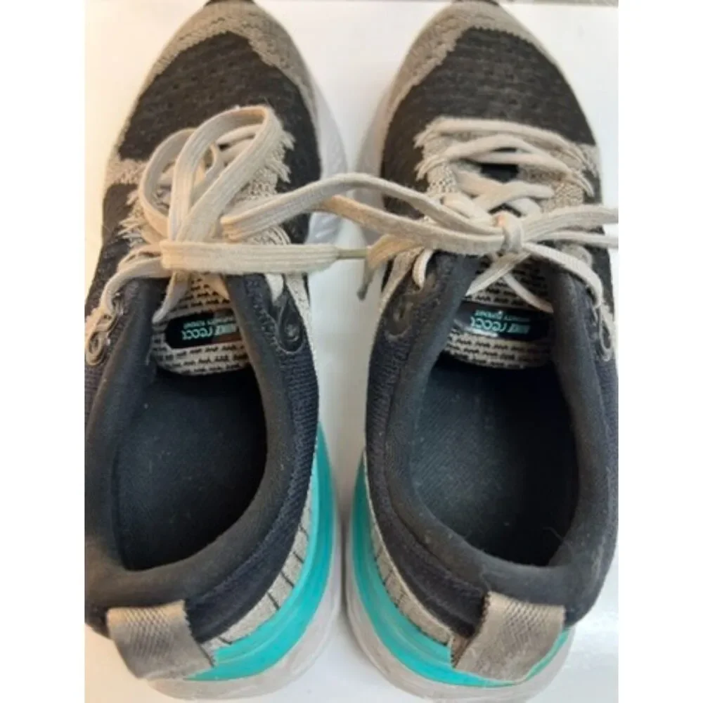 Nike React Infinity Flyknit running shoes for women. Size 7.
